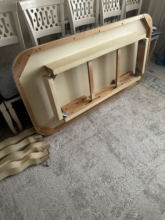 Продается стол  160*80 в хорошем состоянии