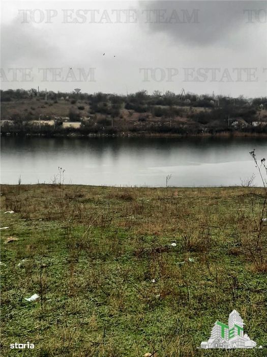 Teren premium 500 mp cu deschidere 25 m - Prima linie la Lacul Limanu,
