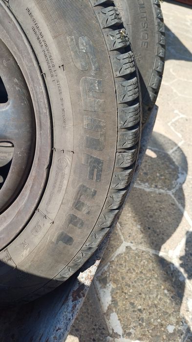 Гуми с джанти 175 65 14 за vw polo