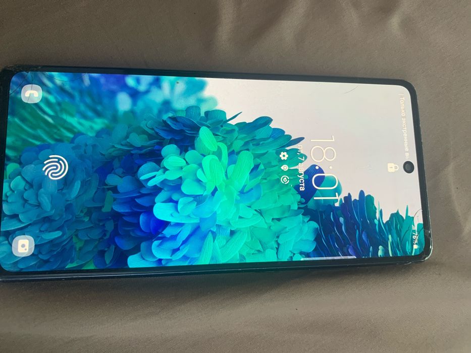 samsung s20fe продам обменяю