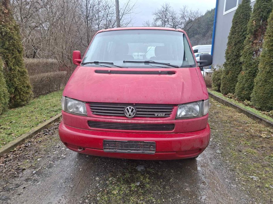 VW Transporter T4 2.5TDI Caravelle 102hp НА ЧАСТИ 102 КОНЯ