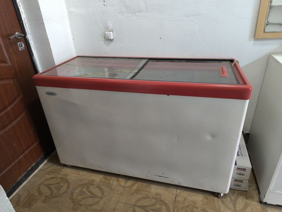 Морозильник витринный СНЕЖ