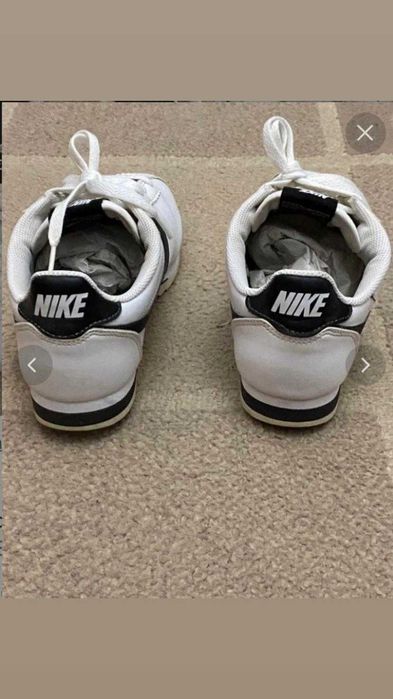 Adidași Nike piele
