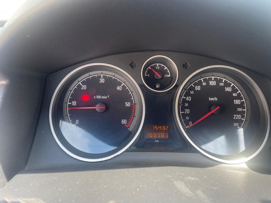Opel astra h gtc