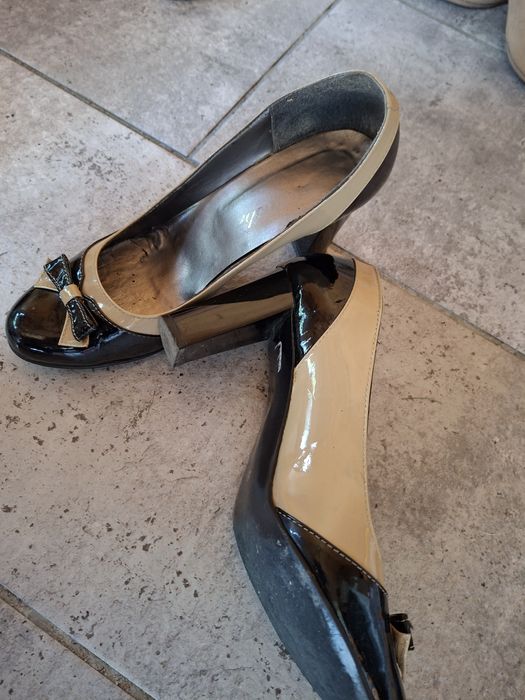 Pantofi negru cu bej