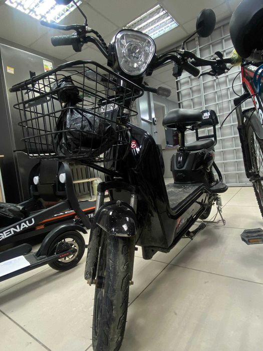 Электроскутер Garmin ( г. Рудный, ул. Корчагина 92 ) Лот 101/8493