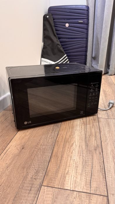 Микроволновка LG