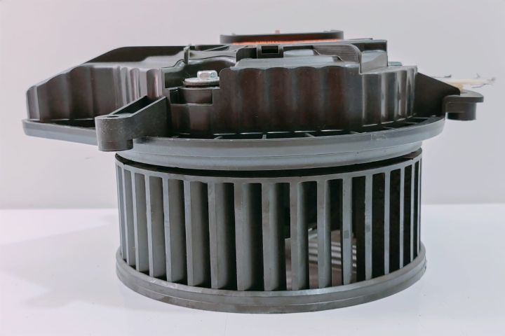 Ventilator  Habitaclu  8E1820021E Audi A4 B6 seria