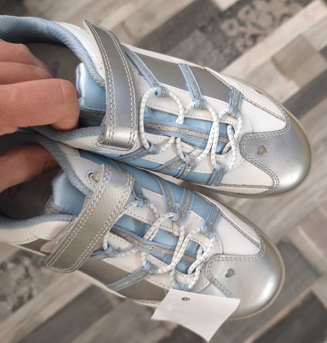 Маратонки CLARKS