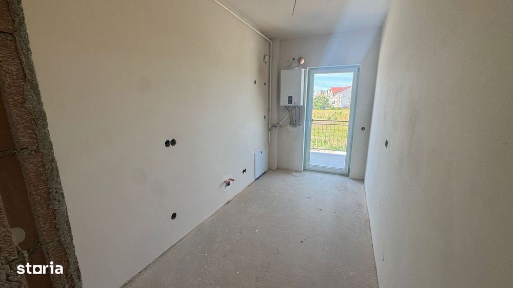 Garsonieră 41 mp, balcon, etaj 1 - Selimbar Sibiu — fotografia 1