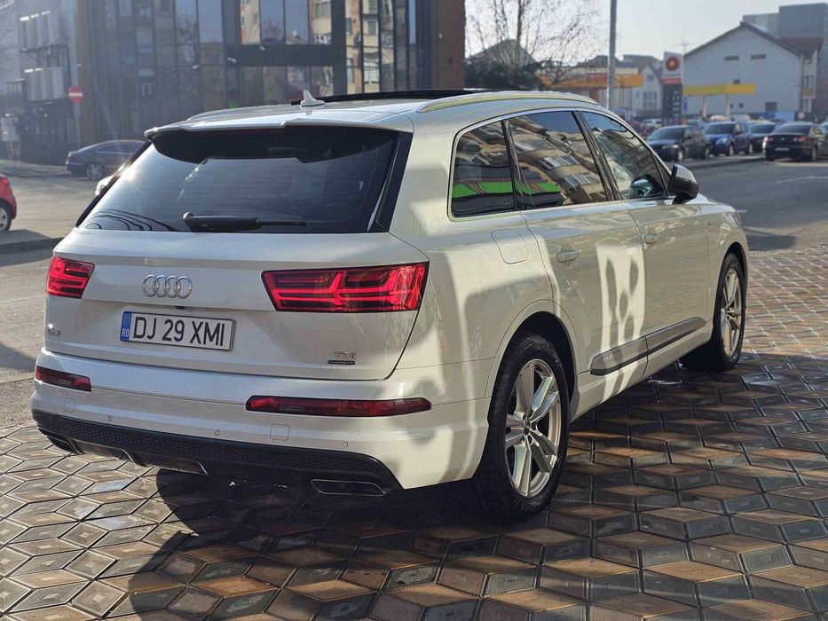 Audi Q7 2016 3.0d.S-line.7 locuri
