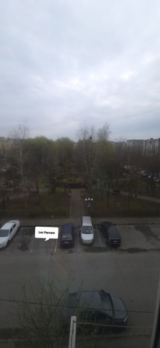 Ofer spre inchiriere garsoniera zona Casa Cartii zona magazin La Mosu