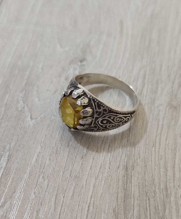 Серебреное кольцо с камнем феонит