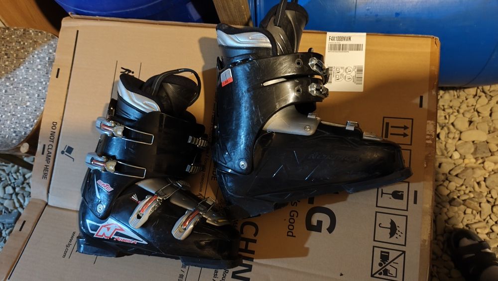 Clapari Nordica One Flex 45 mărimea 29.5 - 30 ( 45 la incaltaminte )