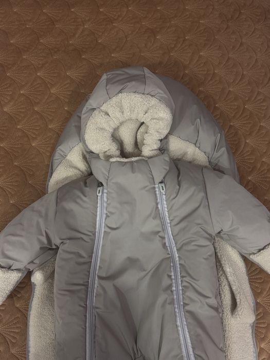 Продам конверт комбинезон на выписку