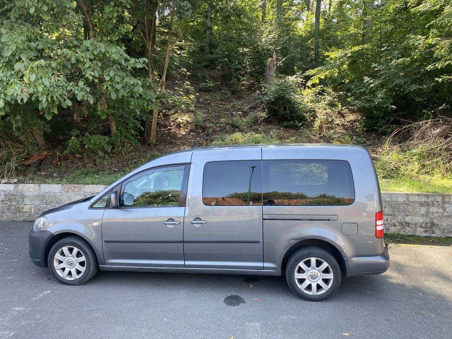 VW Caddy maxi 2011