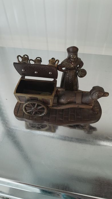 Бронзова млекопродавачка