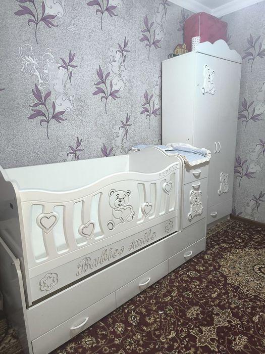 Детский кровать и шкаф комплект состояние хорошая
