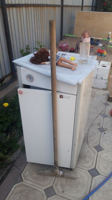 Наполныи пеш  Лемакс