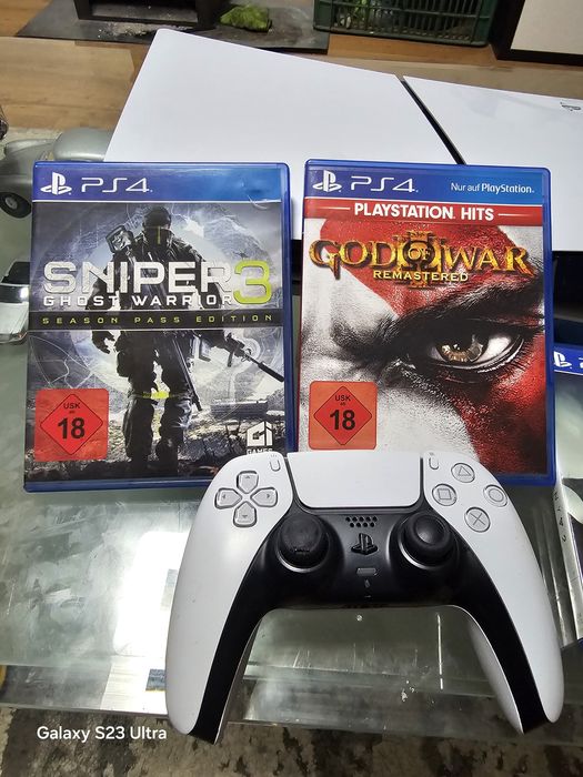 Ps5 cu maneta si 3 jocuri