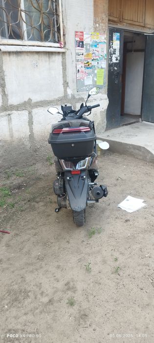 Скутер M-Sax X-7 черный