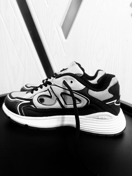 Dior маратонки в отлично състояние