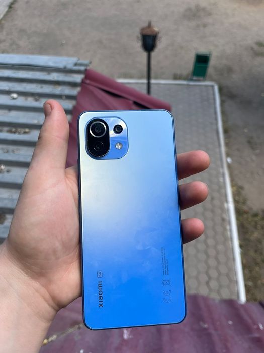 Продам Xiaomi 11 lite ne 5g