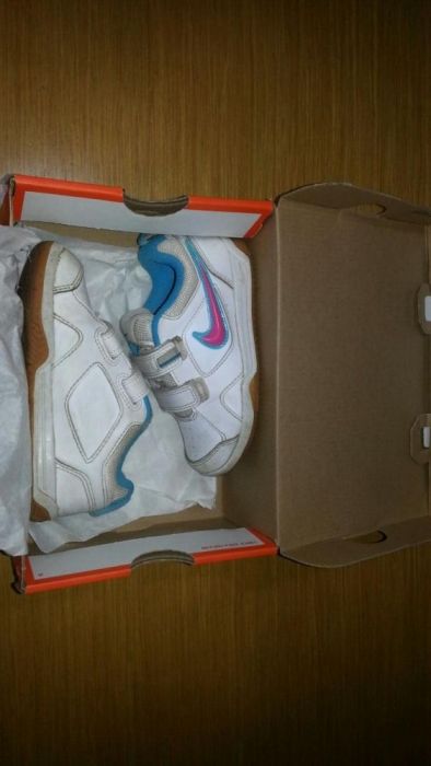 Детски маратонки за момиченце Nike - размер 26 (UK 8.5)