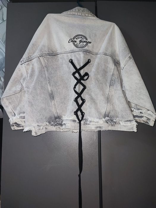 Джинсовая куртка