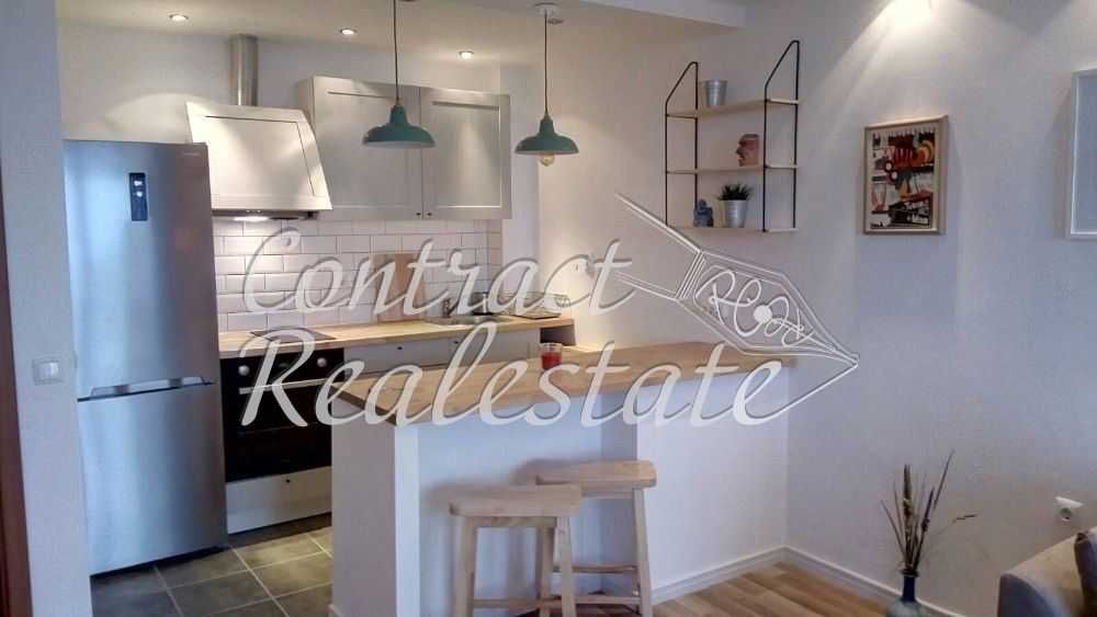 Дава се под наем Двустаен апартамент в Варна, м-т Траката - 68 кв.м за 484.5 € - Снимка #1