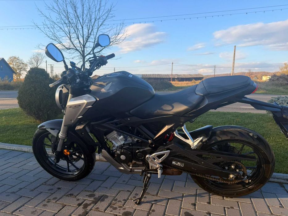 Vând Honda CB125R – Stare foarte bună