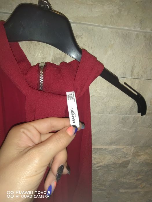 Дамска рокля в цвят бордо