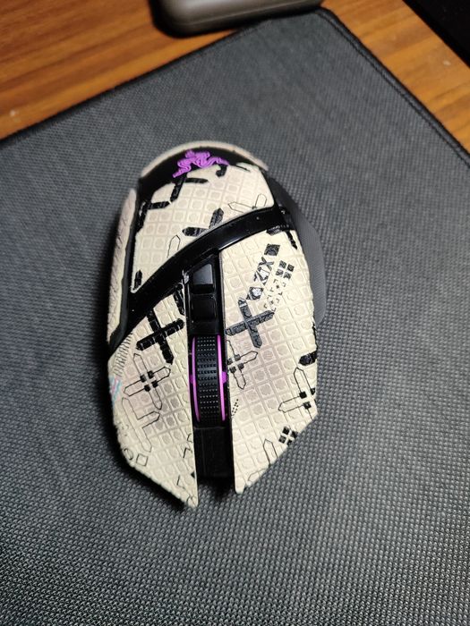 Razer Basilisk v3 pro 30DPI  sotiladi