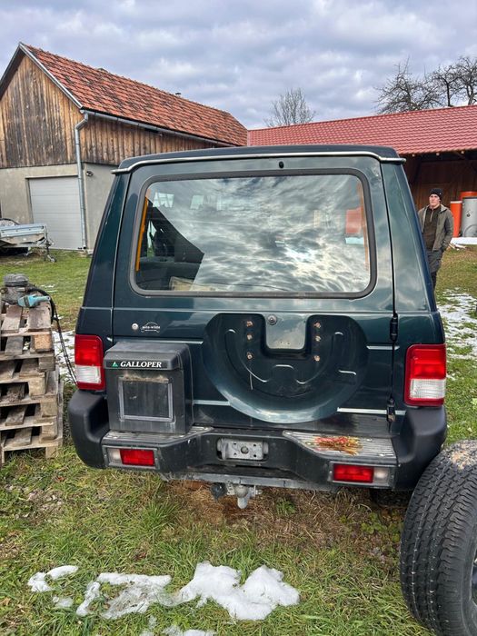 Vând sau dezmembrez Hyundai Galloper!
