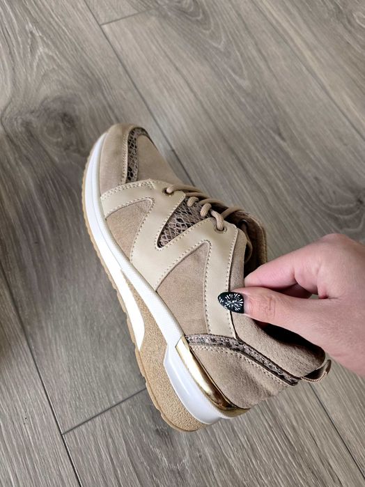 Дамски обувки ,естествена кожа