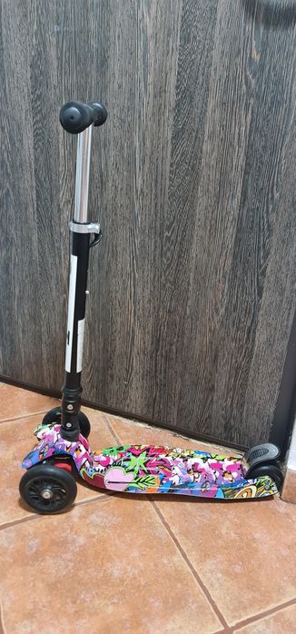 Trotineta din Aluminiu Lean&Steer Multicolora