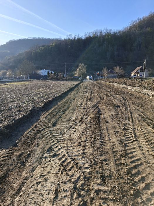 Vând parcele de 675 mp în Dej cartier Viile Dejului