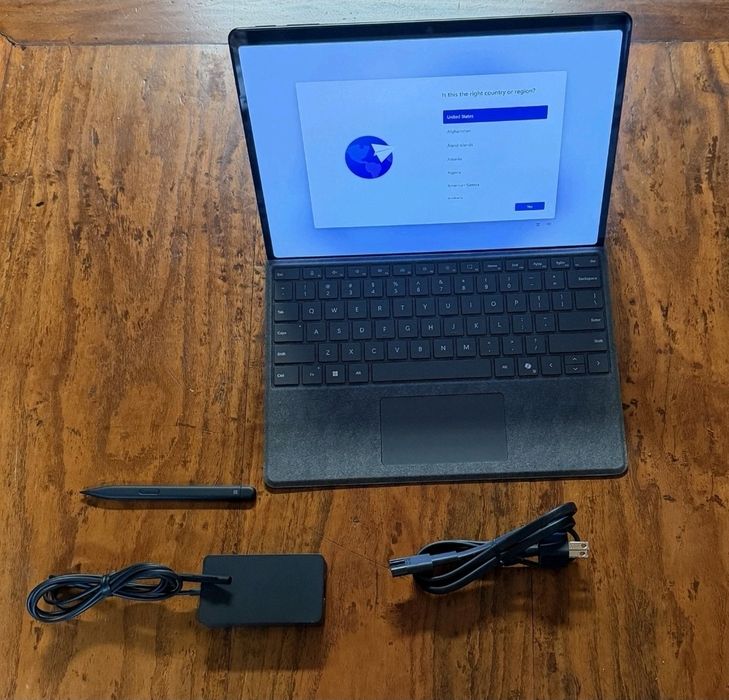 Microsoft Surface Pro 11 Snapdragon X Elite OLED 16/512G +KB+Stylus