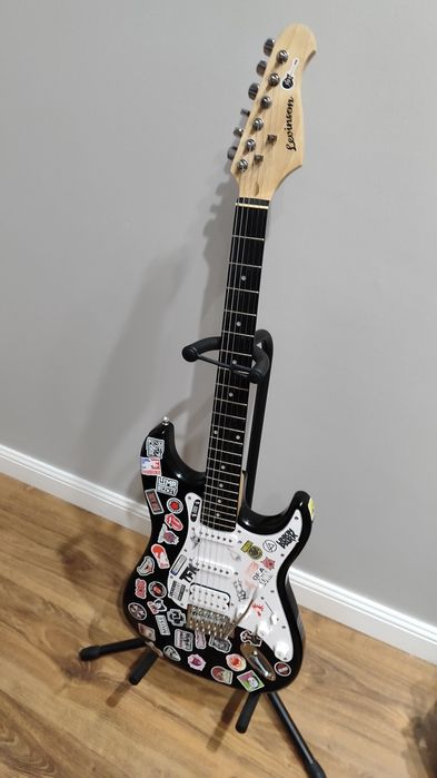 Электрогитара Levinson H-S-S.