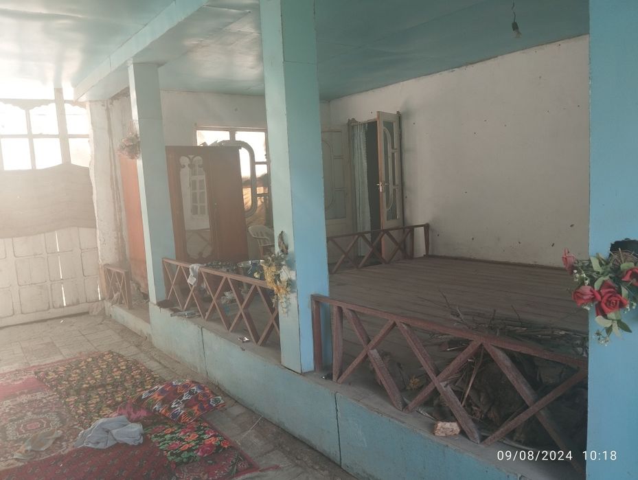 Tayyor uy kelishilgan holda sotiladi