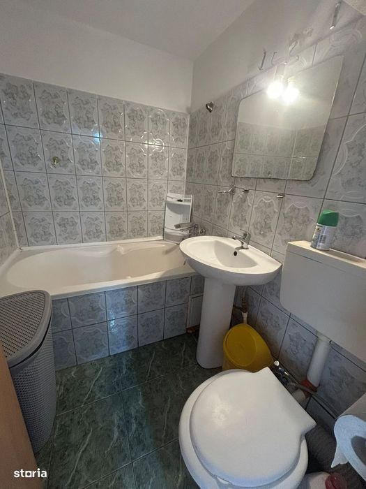 Apartament cu 2 camere Decomandat in zona Mircea cel Batran