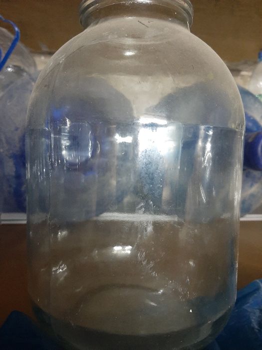 3литрли бонка сотилади