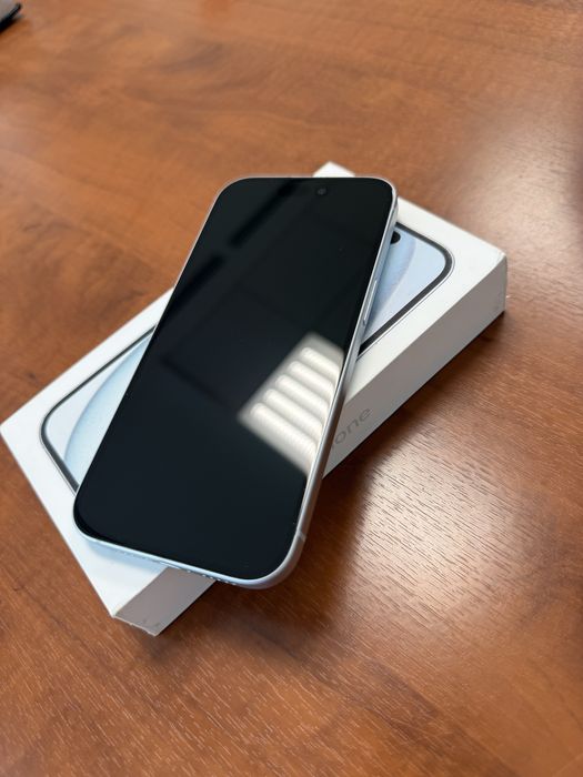 iPhone 15  256gb