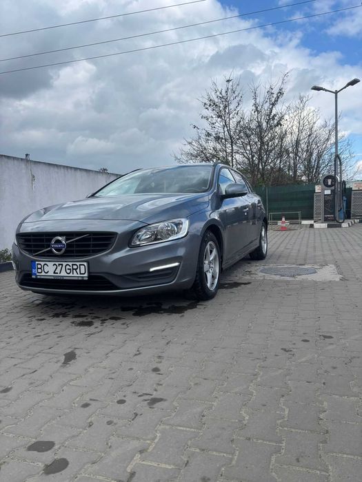 VOLVO V60 2017 — imagine 5