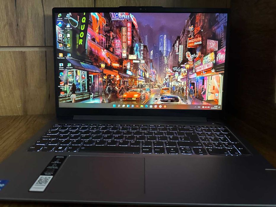 Lenovo Slim 3 ( 15.6" FHD | i5-13420H | DDR4 8 GB | NVME 512 GB)