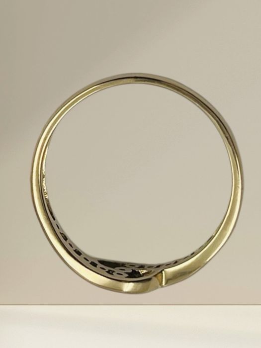 Златен пръстен с диаманти 14к