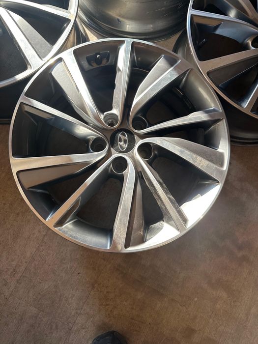 Продам диски на 18 размер