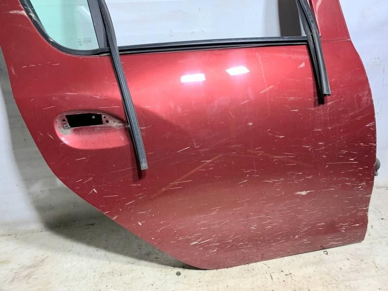 Portiera usa dreapta spate Dacia Sandero 2 Berlina culoare rosie