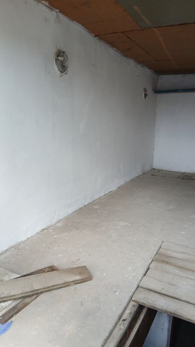 Срочно Гараж продаю в районе Лесоторга