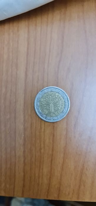 Diverse monede românești și euro